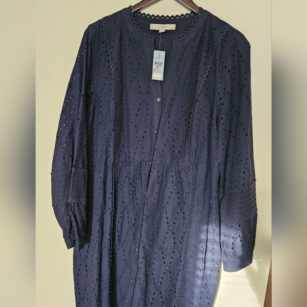 NWT XL PETITE LOFT Navy Eyelet Dress
